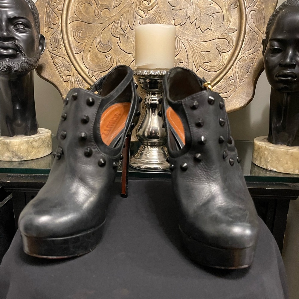 Schultz Studded Heels. Euc - image 6